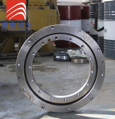 Slewing Bearing Komponen Rig Pengeboran Rotary 600 Mm Baja Paduan